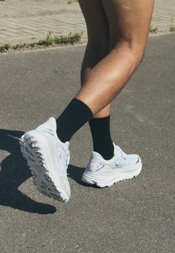 Беговые кроссовки