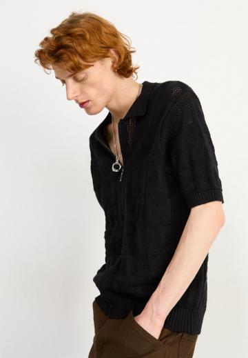 Вязаная кофта