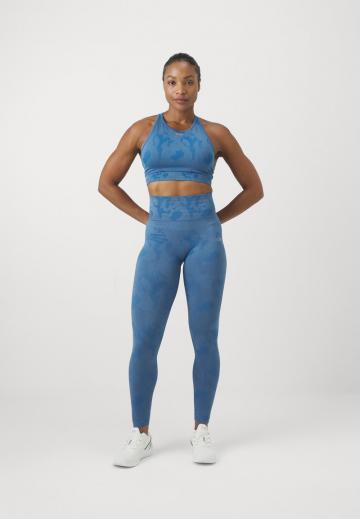 Бюстгальтер без косточек