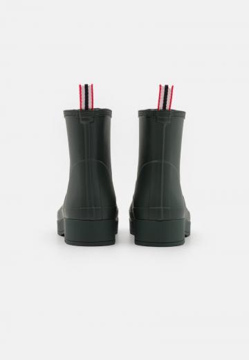 Резиновые сапоги