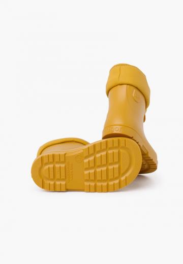 Резиновые сапоги