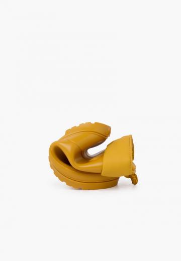 Резиновые сапоги