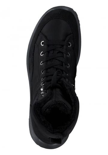 Зимние ботинки