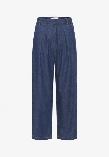 Свободные джинсы