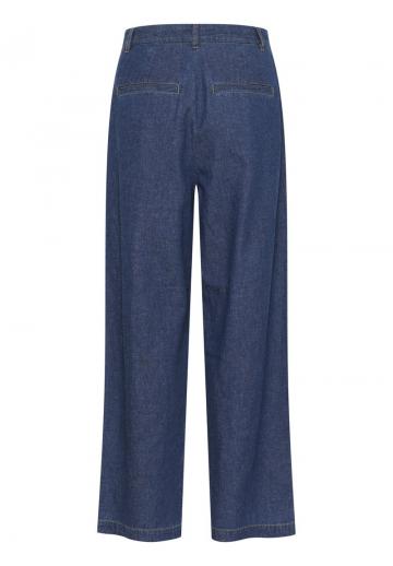 Свободные джинсы