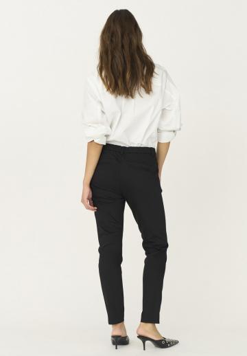 Узкие брюки