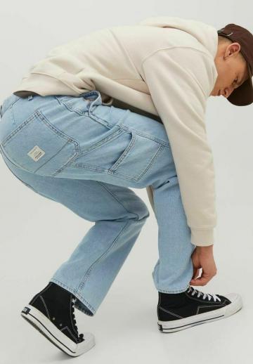 Свободные джинсы