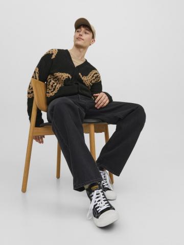 Свободные джинсы