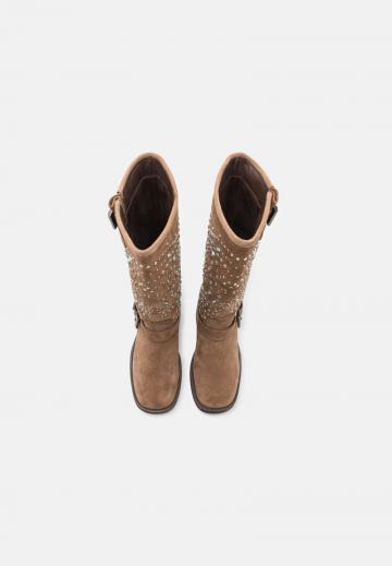 Ковбойские сапоги