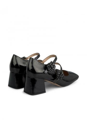 Туфли с ремешком