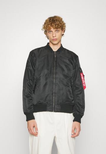 Куртка бомбер