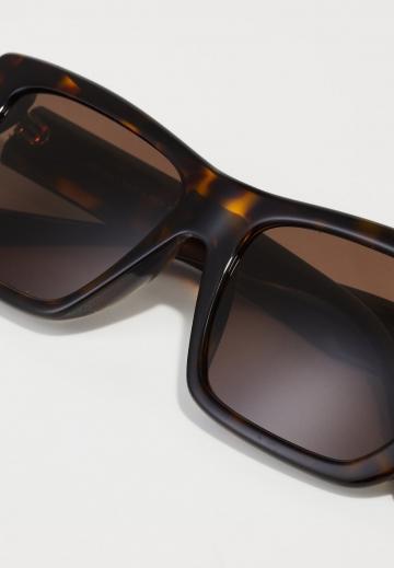 Солнечные очки