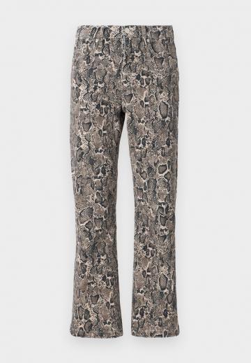 Широкие брюки