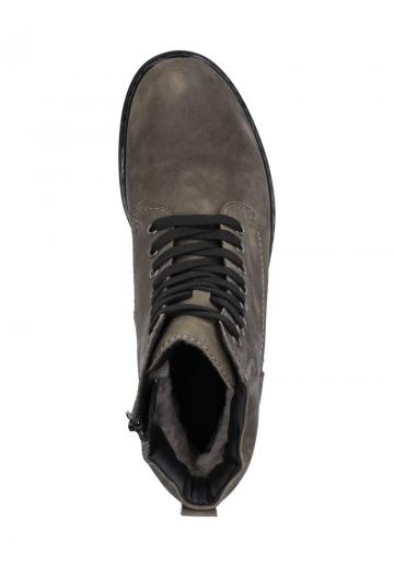 Ботинки на шнуровке