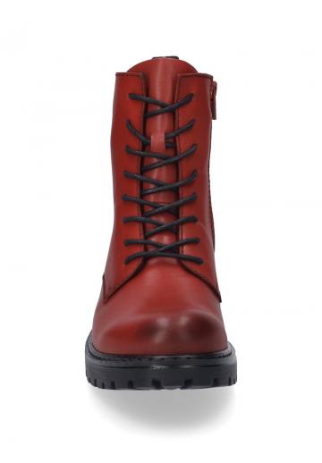 Ботинки на шнуровке