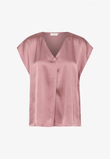 Атласная блузка