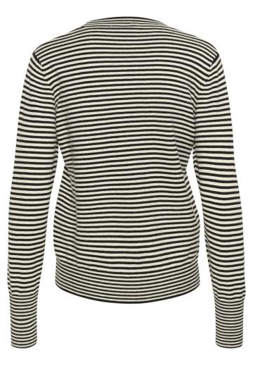 Пуловер в полоску