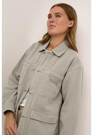 Куртка с накладнымит карманами