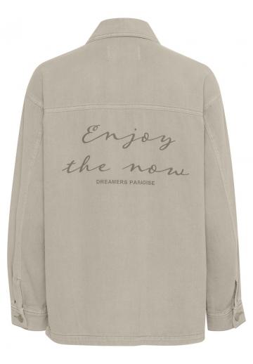 Куртка с накладнымит карманами