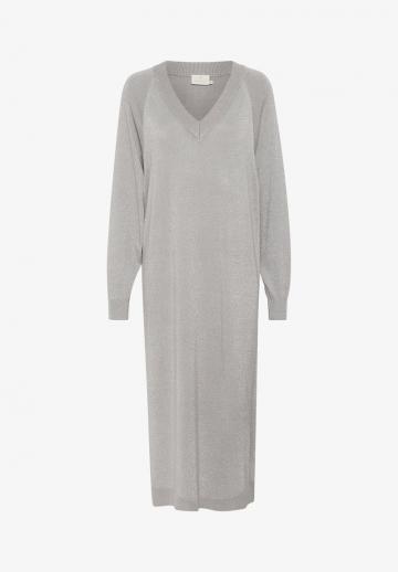 Вязаное платье