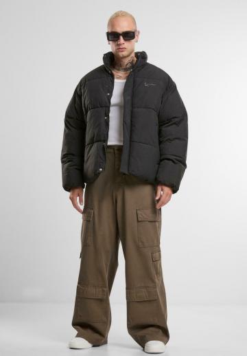 Брюки с накладными карманами