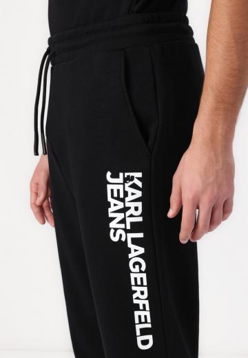 Спортивные штаны