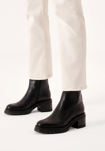 Полусапожки на платформе