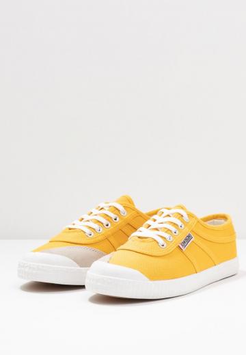 Спортивные балетки