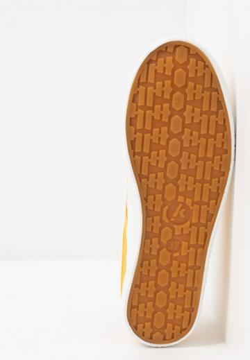 Спортивные балетки