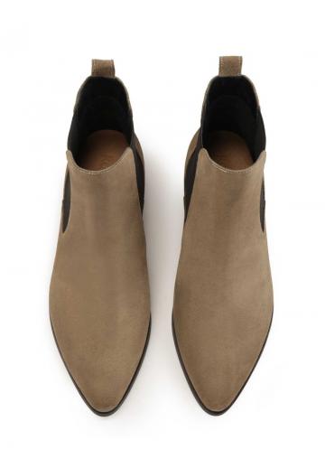 Полусапожки на высоком каблуке