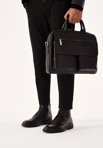 Ботинки на шнуровке