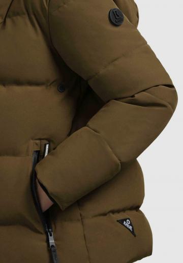 Зимняя куртка