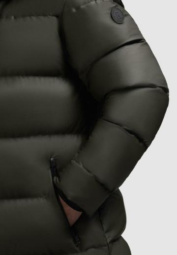 Зимняя куртка