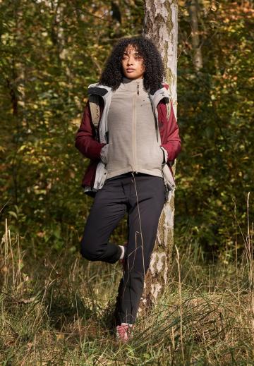 Спортивная толстовка