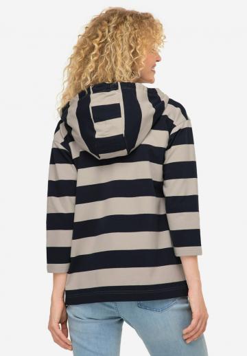 Пуловер с капюшоном