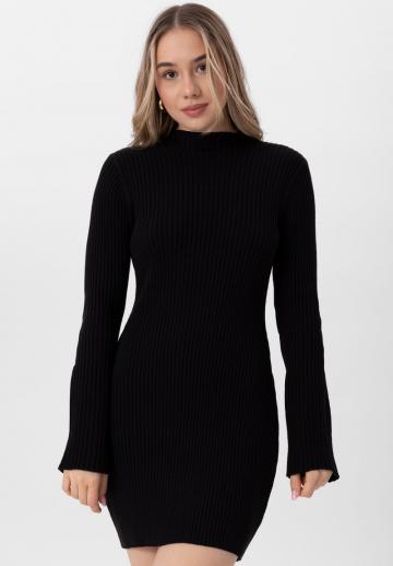 Платье футляр