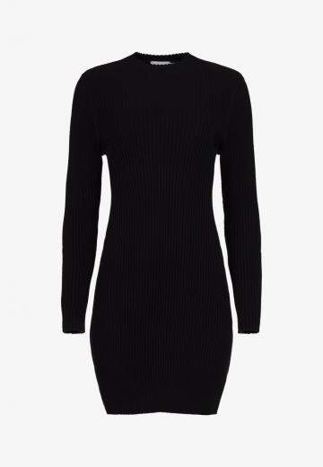 Платье футляр