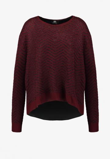 Длинный пуловер