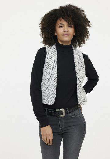 Короткая куртка