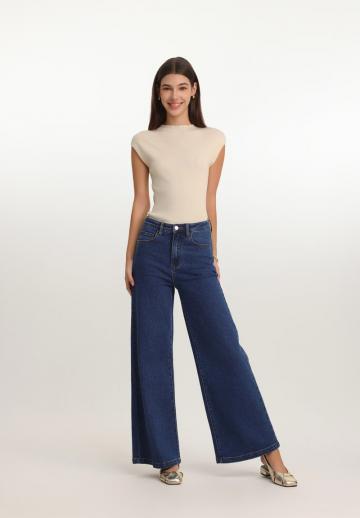 Клешеные джинсы