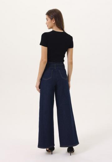 Свободные джинсы