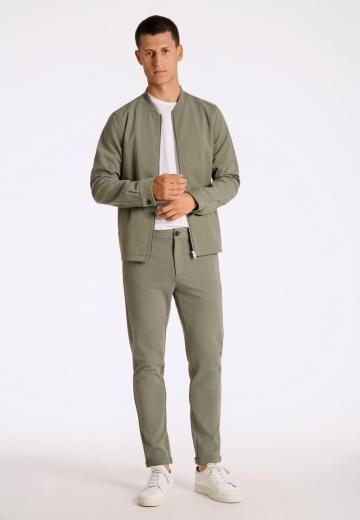 Куртка бомбер