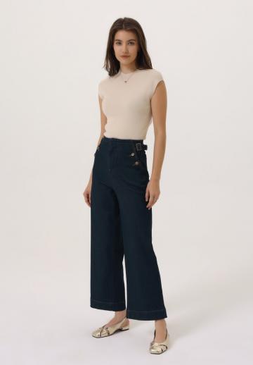 Прямые джинсы