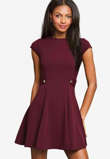 Короткое платье