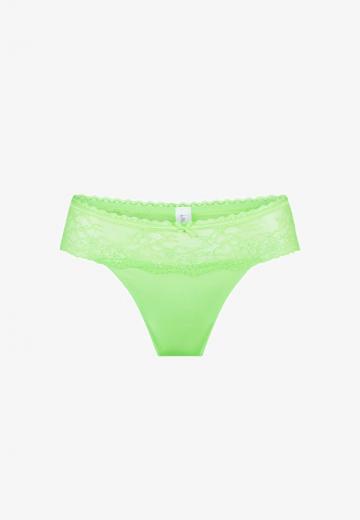 Трусы на бедрах