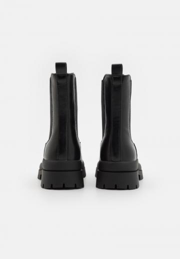 Ботинки челси