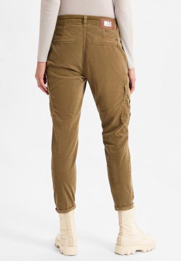 Брюки с накладными карманами