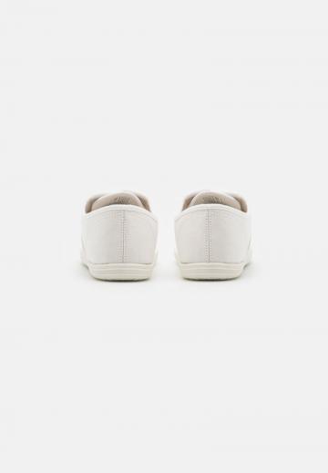 Спортивные балетки