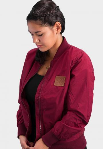 Куртка с накладнымит карманами