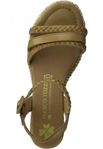 Босоножки на танкетке